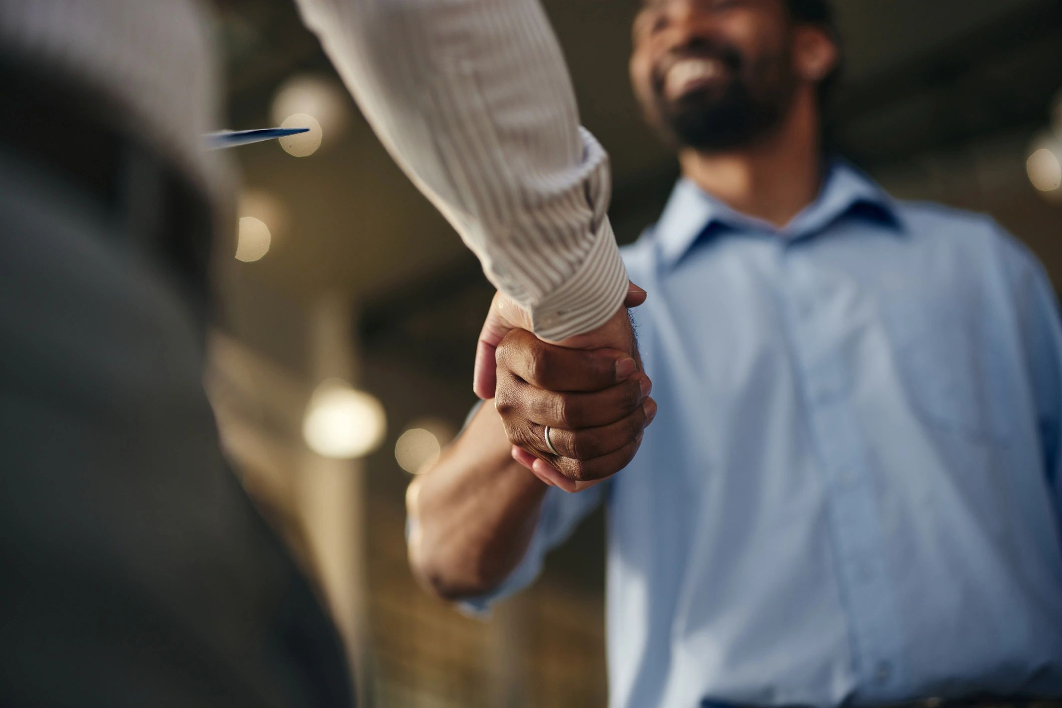 Commercial agreement meeting in an office